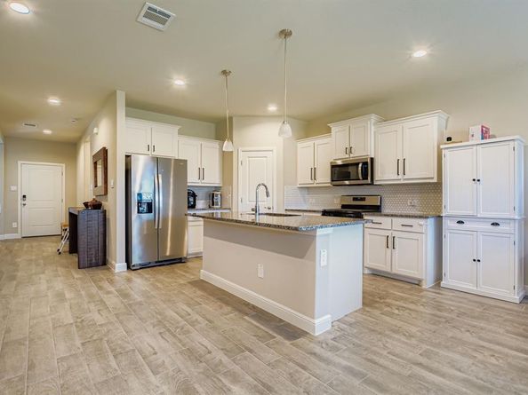 1309  Vintage Drive , Cedar Hill Texas 75104