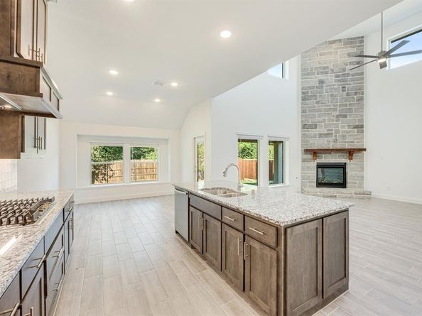 2413  Amelia Lane , Mansfield Texas 76063