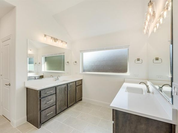 2413  Amelia Lane , Mansfield Texas 76063