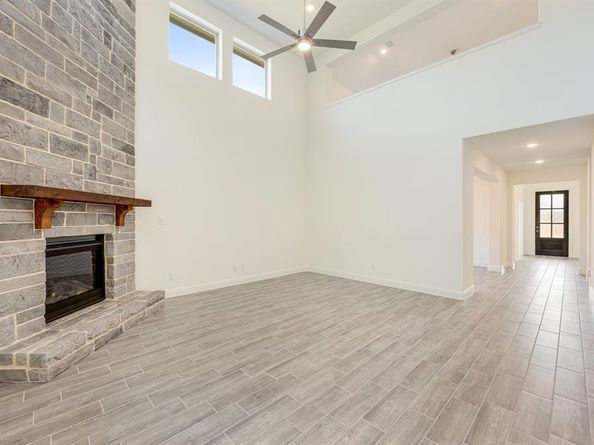 2413  Amelia Lane , Mansfield Texas 76063