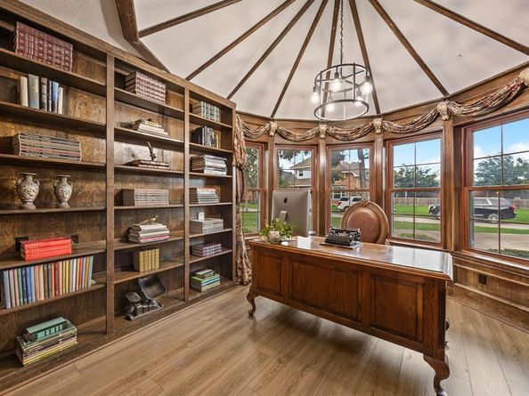 706 S Alamo Road , Rockwall Texas 75087