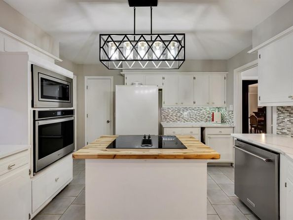 706 S Alamo Road , Rockwall Texas 75087