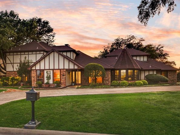 706 S Alamo Road , Rockwall Texas 75087