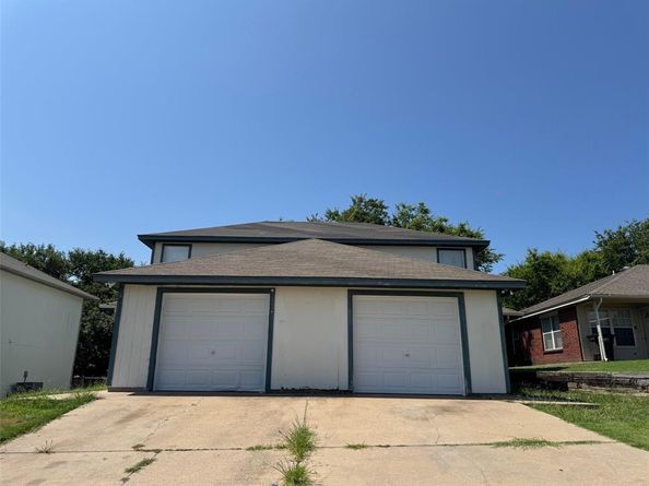 8133  Julie Avenue , Fort Worth Texas 76116