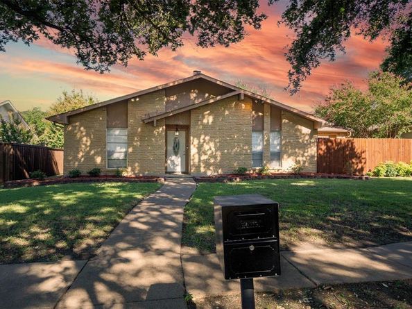 3808  Mckinley Drive , Plano Texas 75023
