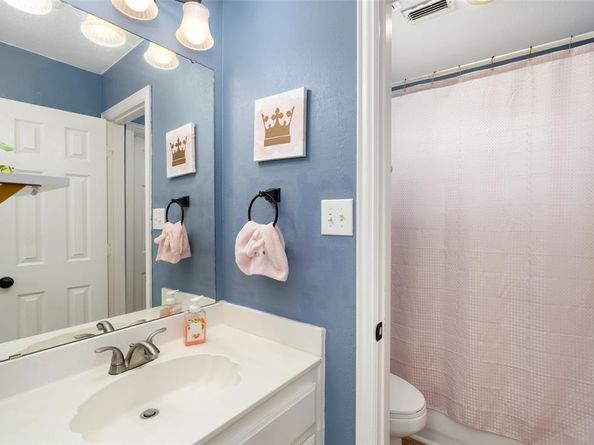 503  Poplar Lane , Irving Texas 75063
