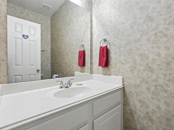 2006  Ledgestone Drive , Corinth Texas 76210