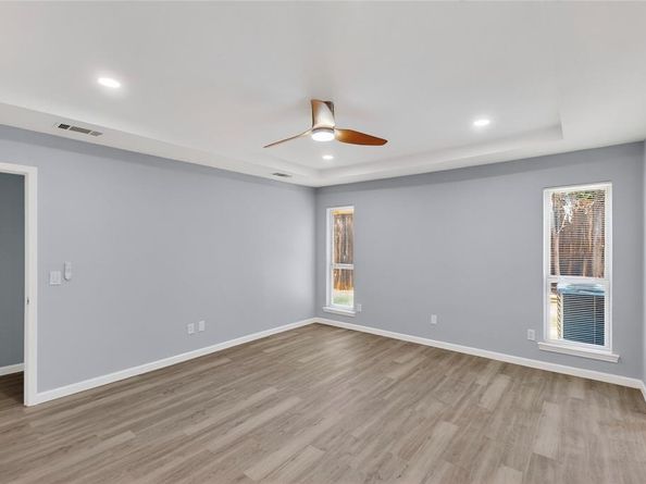 2260  Valley Mill  , Carrollton Texas 75006