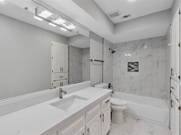 2260  Valley Mill  , Carrollton Texas 75006
