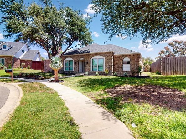 2260  Valley Mill  , Carrollton Texas 75006
