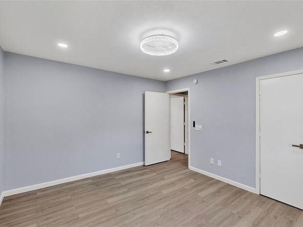 2260  Valley Mill  , Carrollton Texas 75006