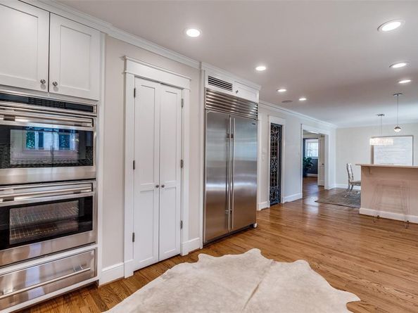 3009  Southwestern Boulevard , University Park Texas 75225