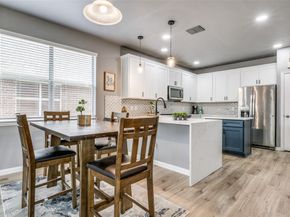 1401  Bonham Parkway , Lantana Texas 76226