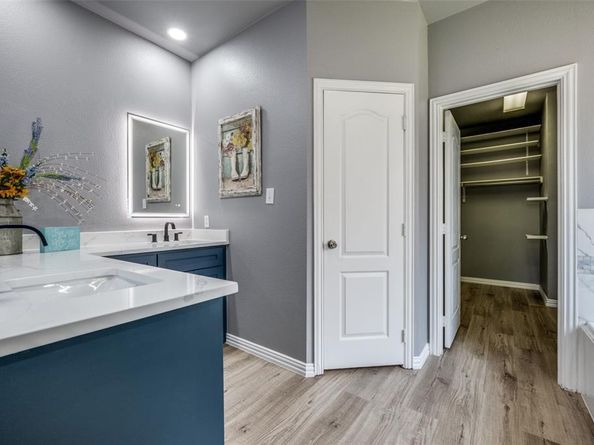 1401  Bonham Parkway , Lantana Texas 76226
