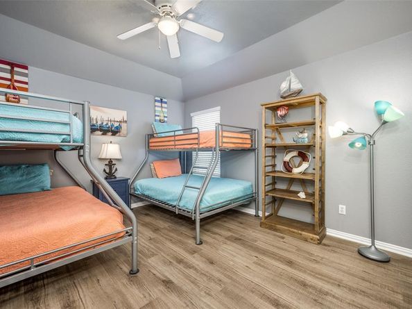 1401  Bonham Parkway , Lantana Texas 76226