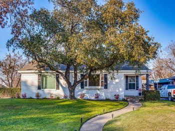812  Bristol Court 