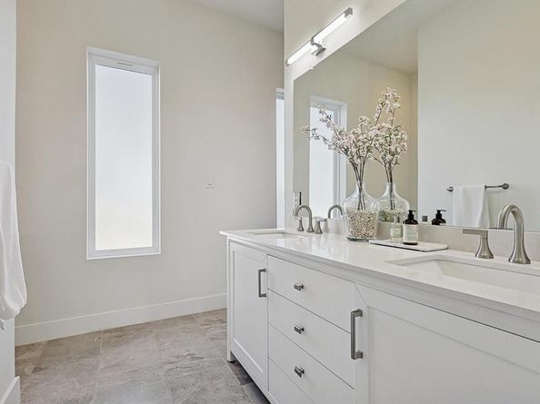 4640  Munger Avenue  109, Dallas Texas 75204