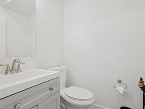 4640  Munger Avenue  109, Dallas Texas 75204