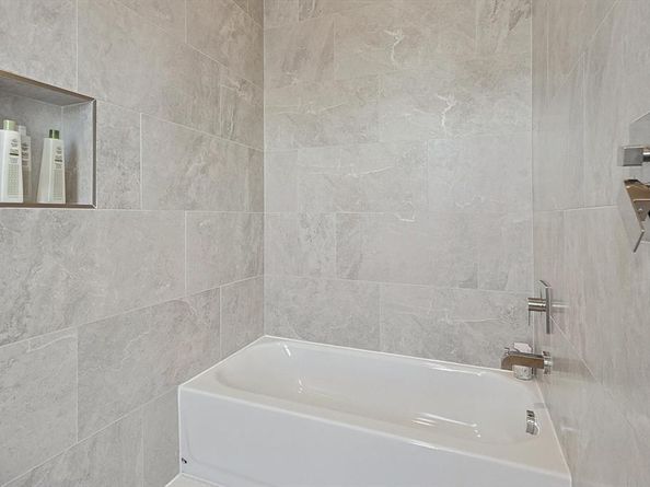 4640  Munger Avenue  109, Dallas Texas 75204