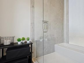 4640  Munger Avenue  109, Dallas Texas 75204