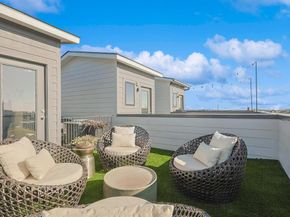 4640  Munger Avenue  109, Dallas Texas 75204