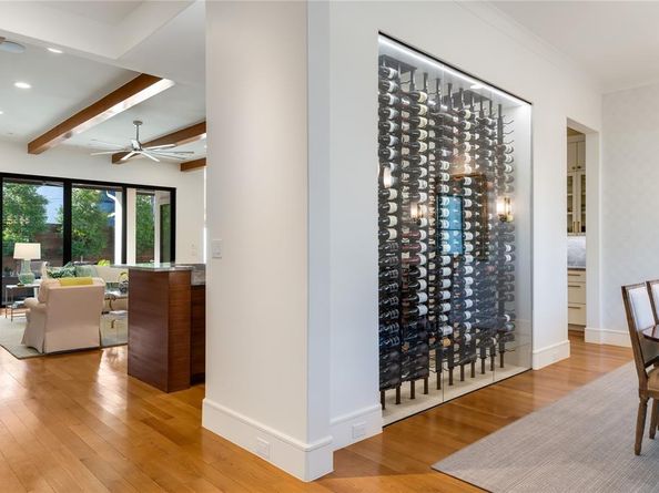 6534  Deloache Avenue , Dallas Texas 75225