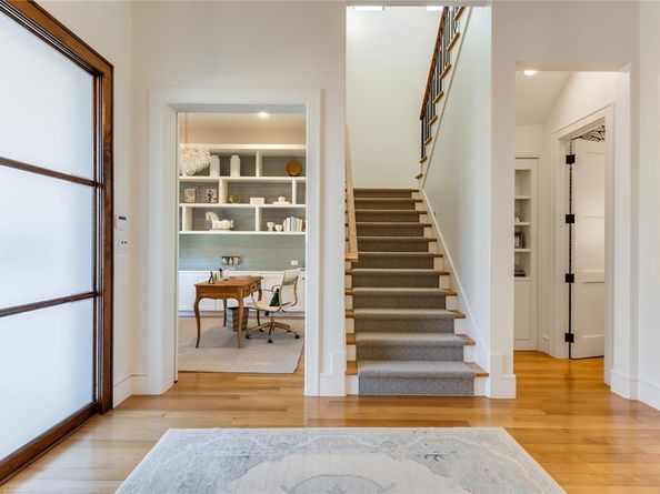 6534  Deloache Avenue , Dallas Texas 75225