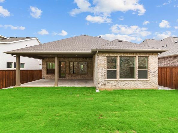 6208  Beacon Hill Way , Fort Worth Texas 76112