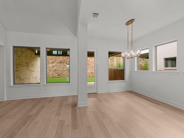 6208  Beacon Hill Way , Fort Worth Texas 76112