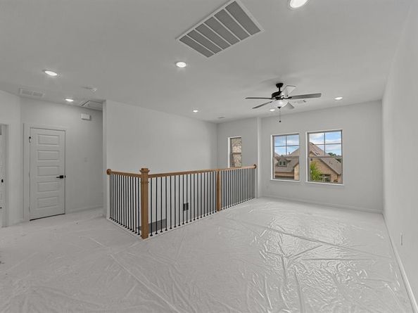 6208  Beacon Hill Way , Fort Worth Texas 76112