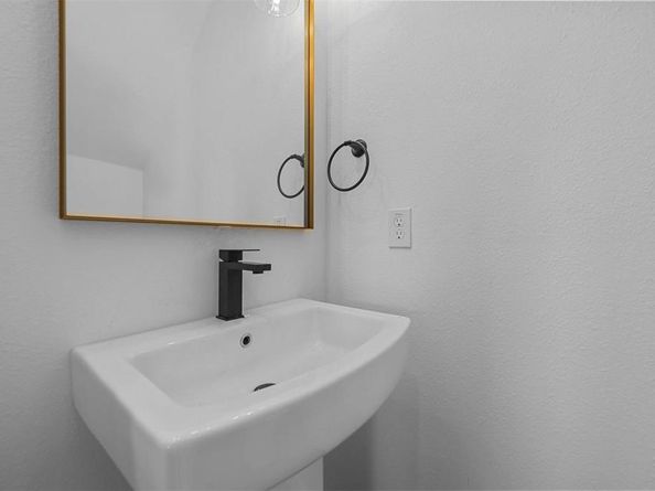 2720  Lasalle Street , Fort Worth Texas 76111
