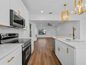2720  Lasalle Street , Fort Worth Texas 76111