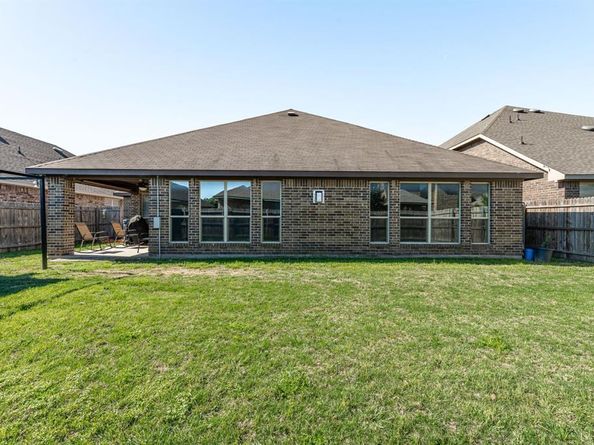4248  Leeds Drive , Crowley Texas 76036