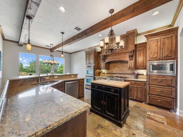 169  Yorkshire Drive , Heath Texas 75032