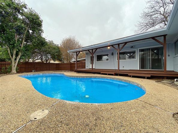 3626  Knight Lane , Garland Texas 75042