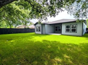 5629  Lester Granger  , Fort Worth Texas 76112