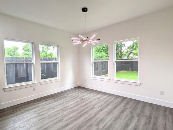 5629  Lester Granger  , Fort Worth Texas 76112