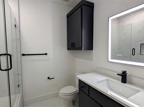 5629  Lester Granger  , Fort Worth Texas 76112