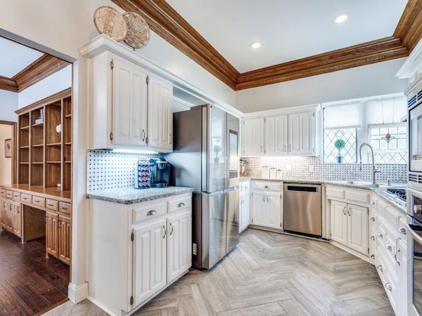 2305  Chadbourne Drive , Plano Texas 75023