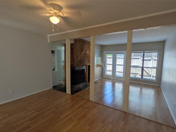 7522  Holly Hill Drive  7, Dallas Texas 75231