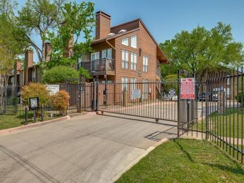 7522  Holly Hill Drive 