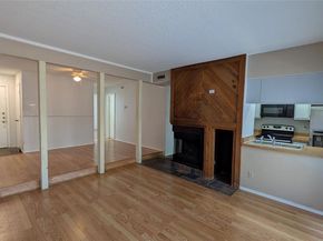 7522  Holly Hill Drive  7, Dallas Texas 75231