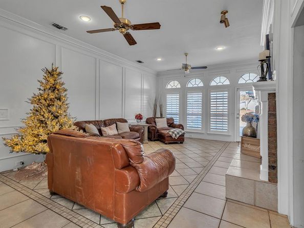 622  Stone Canyon Drive , Irving Texas 75063