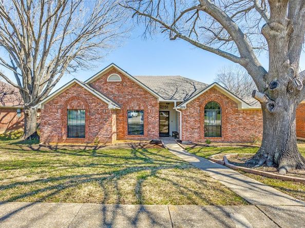 1926  Orchard Trail , Garland Texas 75040