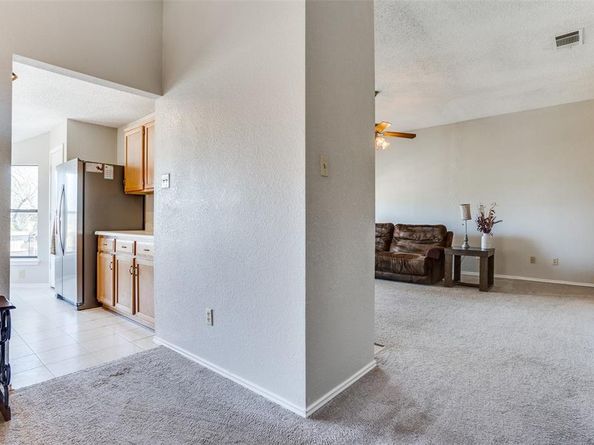 1926  Orchard Trail , Garland Texas 75040