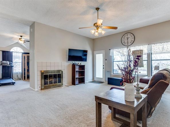1926  Orchard Trail , Garland Texas 75040
