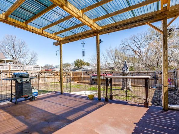 1926  Orchard Trail , Garland Texas 75040