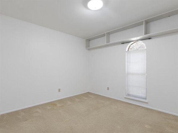 424  Bluebonnet Trail , Garland Texas 75043