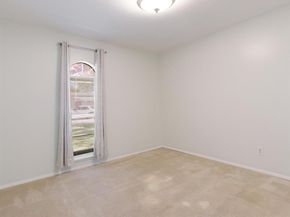 424  Bluebonnet Trail , Garland Texas 75043