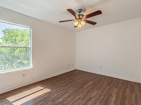 1301  Hennessey Court , Fort Worth Texas 76131